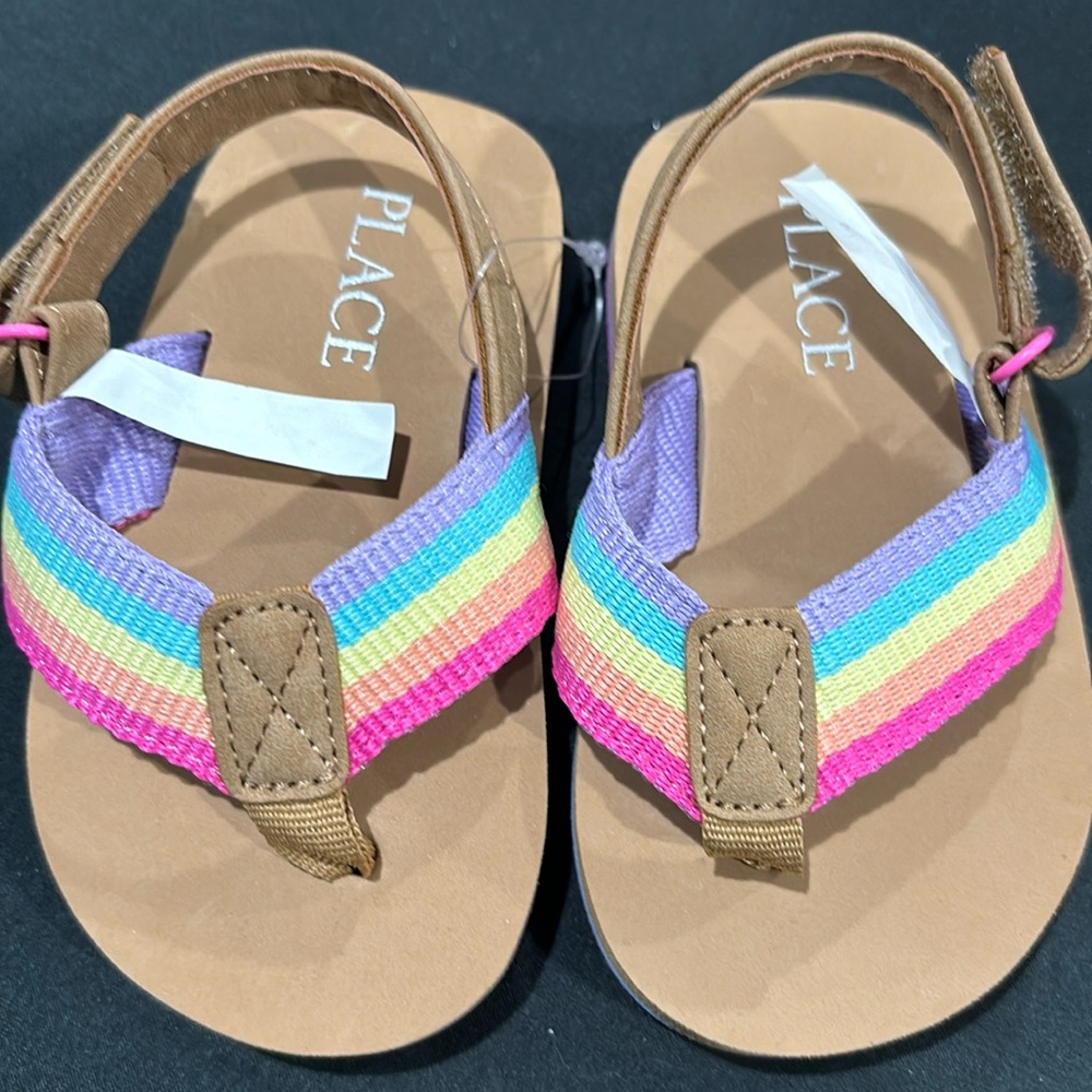 New never worn children place sandals sz 4/5